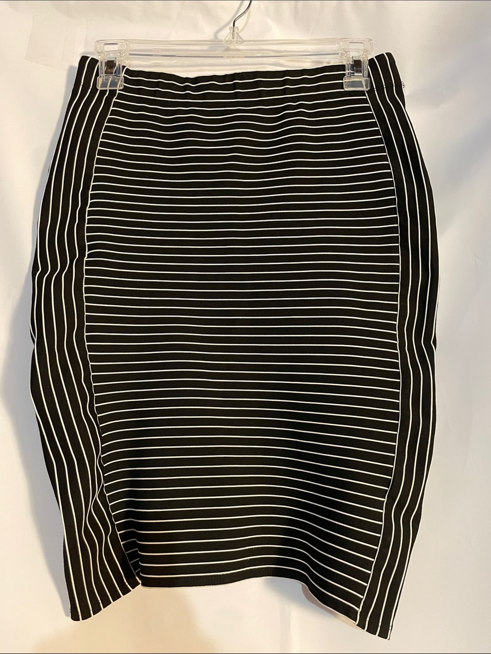 Max Studio Black & White Striped Pencil Skirt, size S